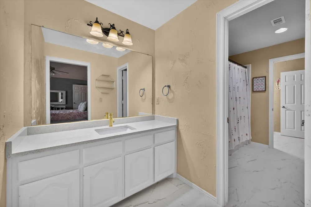2830 Woodhollow Court Highland Village, TX 75077