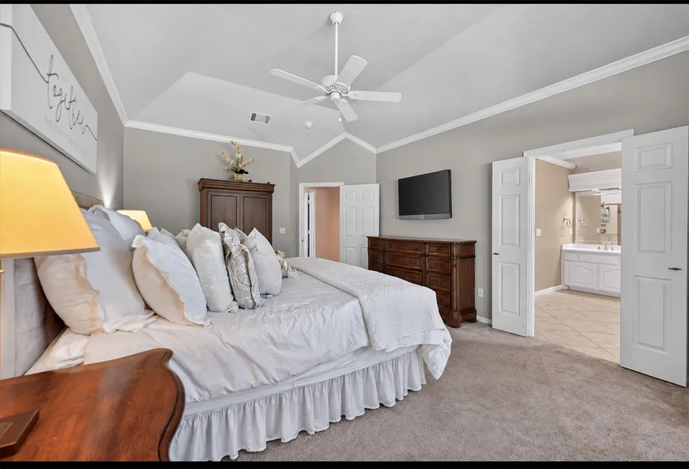 2830 Woodhollow Court Highland Village, TX 75077