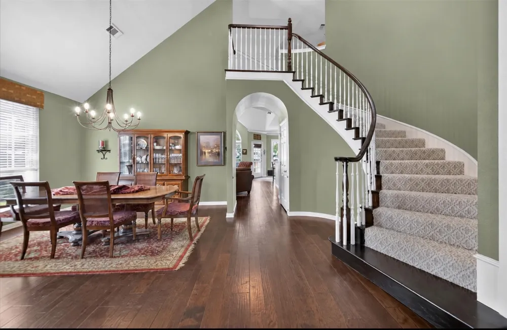 2830 Woodhollow Court Highland Village, TX 75077