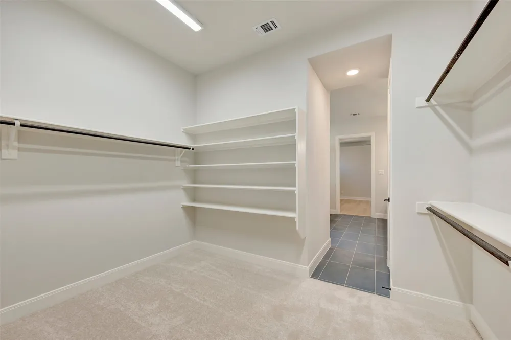 2085 Pine Grove Lane Arlington, TX 76005
