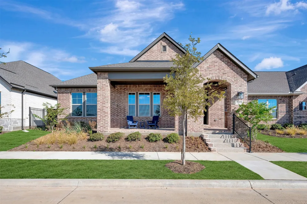 2085 Pine Grove Lane Arlington, TX 76005