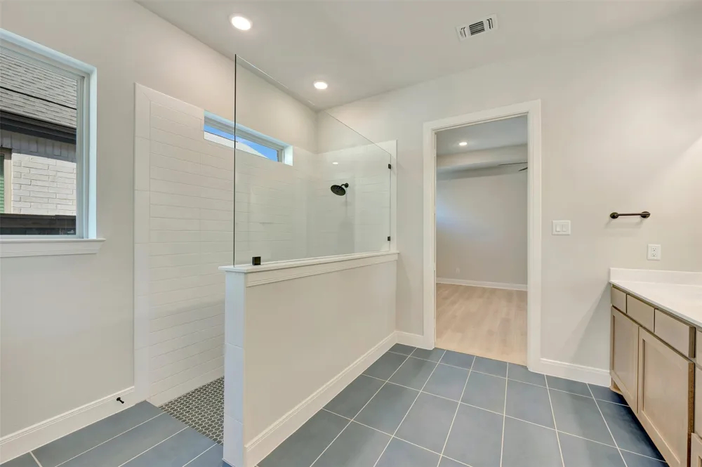 2085 Pine Grove Lane Arlington, TX 76005