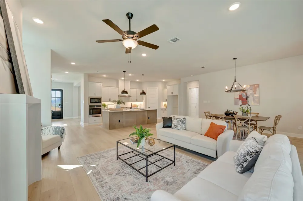 2085 Pine Grove Lane Arlington, TX 76005