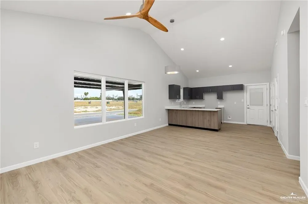 2700 Mockingbird Road #1 Weslaco, TX 78596
