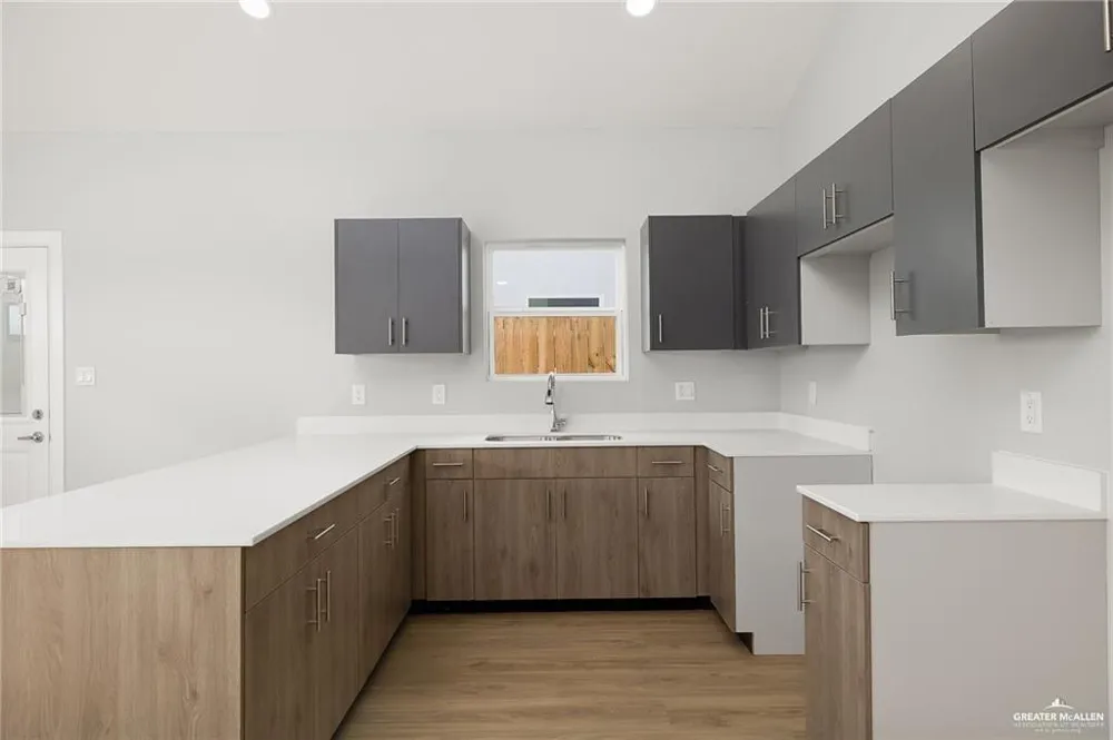 2700 Mockingbird Road #1 Weslaco, TX 78596