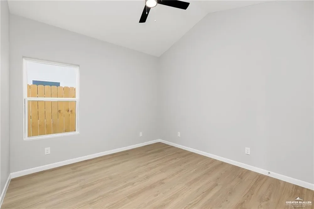 2700 Mockingbird Road #1 Weslaco, TX 78596