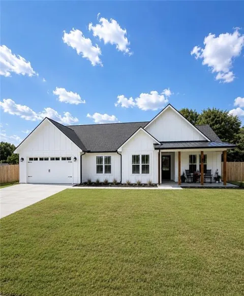 11 Bramblewood Trail SW