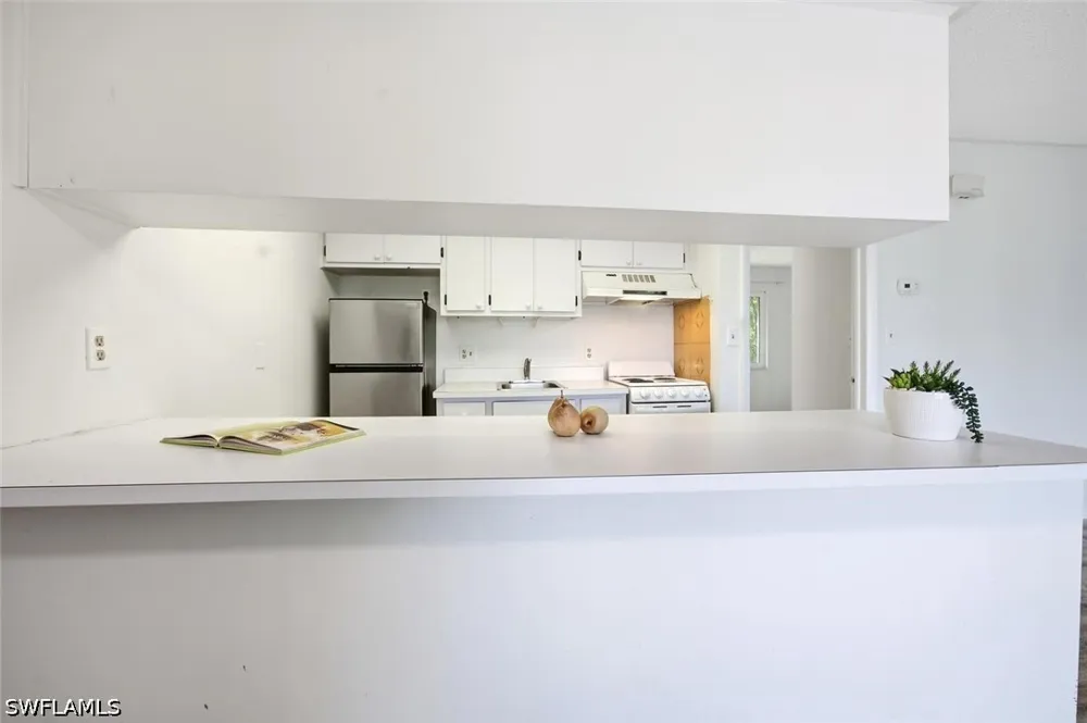 Bob O Link Court #11B Naples, FL 34105