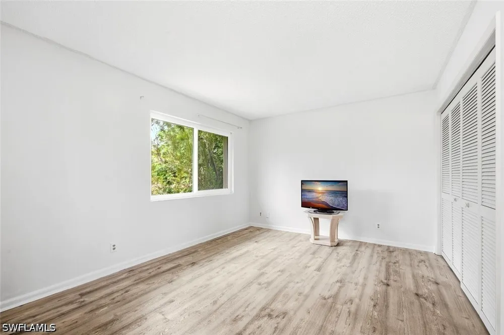 Bob O Link Court #11B Naples, FL 34105