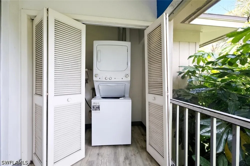 Bob O Link Court #11B Naples, FL 34105