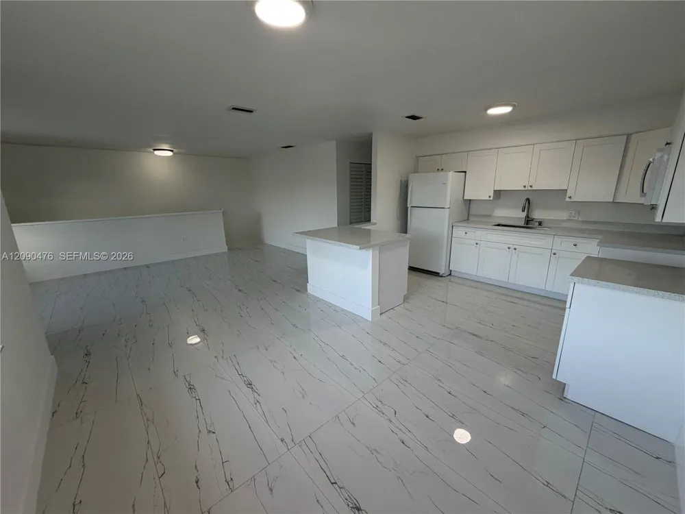 1760 W 42nd St #1760 Hialeah, FL 33012