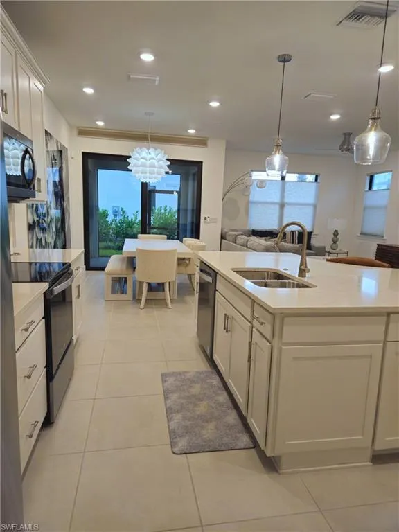Address Not Shown Naples, FL 34119