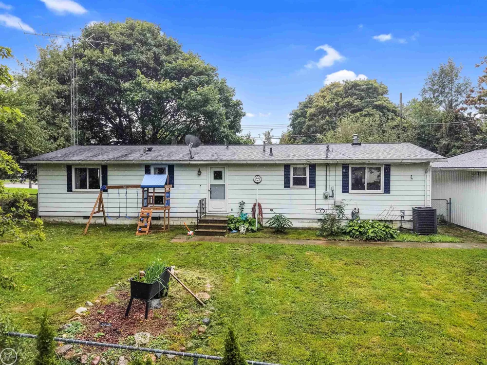 2547 Maple Street Deckerville Village, MI 48427