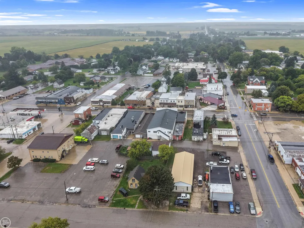 2547 Maple Street Deckerville Village, MI 48427