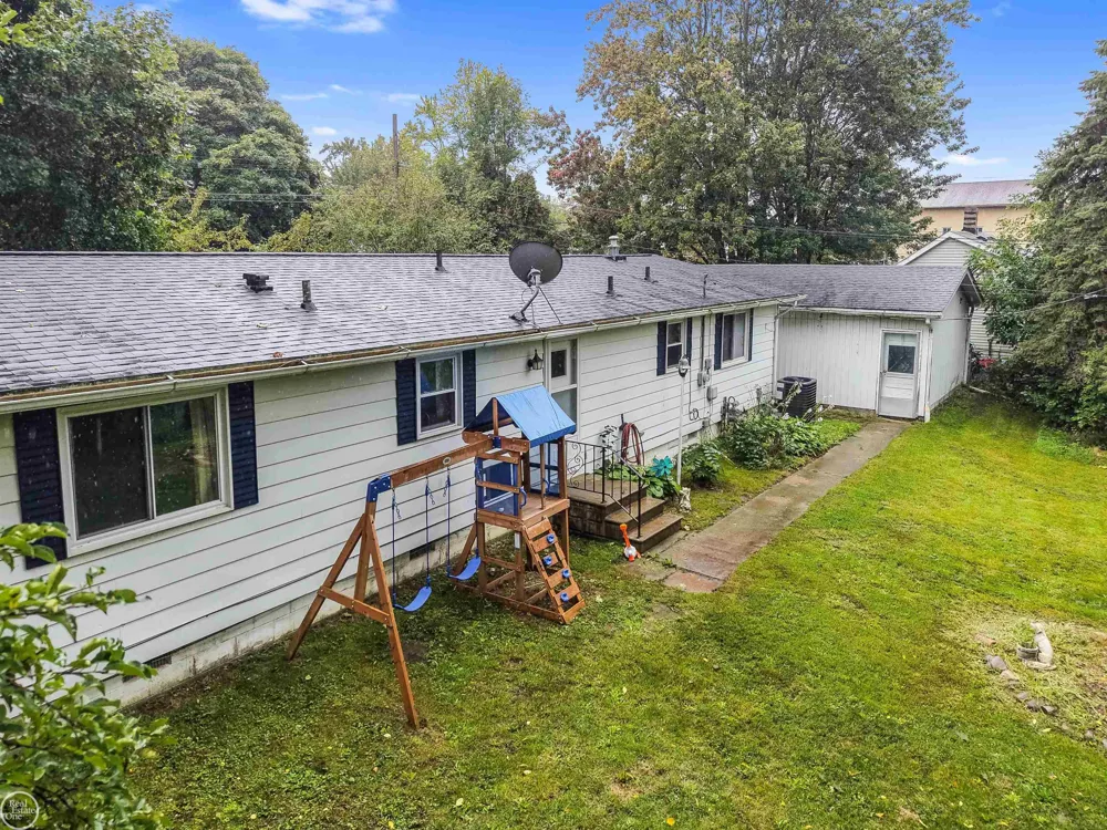 2547 Maple Street Deckerville Village, MI 48427
