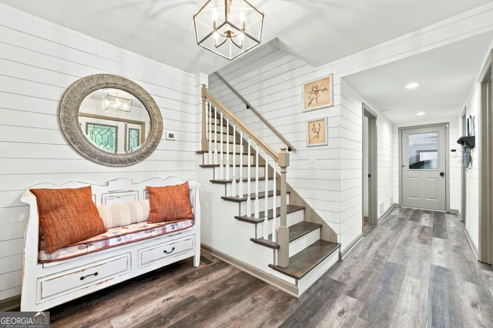 290 Sharptop Ridge RD Jasper, GA 30143