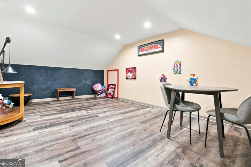 290 Sharptop Ridge RD Jasper, GA 30143