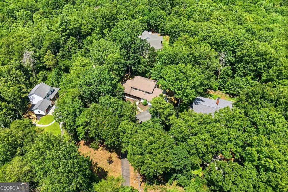 290 Sharptop Ridge RD Jasper, GA 30143