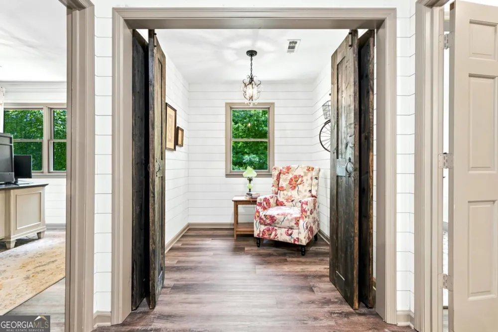 290 Sharptop Ridge RD Jasper, GA 30143