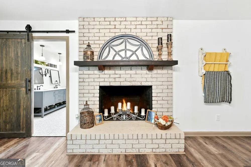 290 Sharptop Ridge RD Jasper, GA 30143