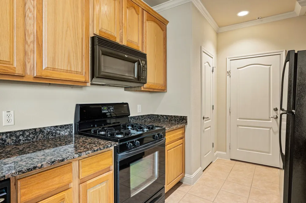 614 Rosemead Drive Euless, TX 76039