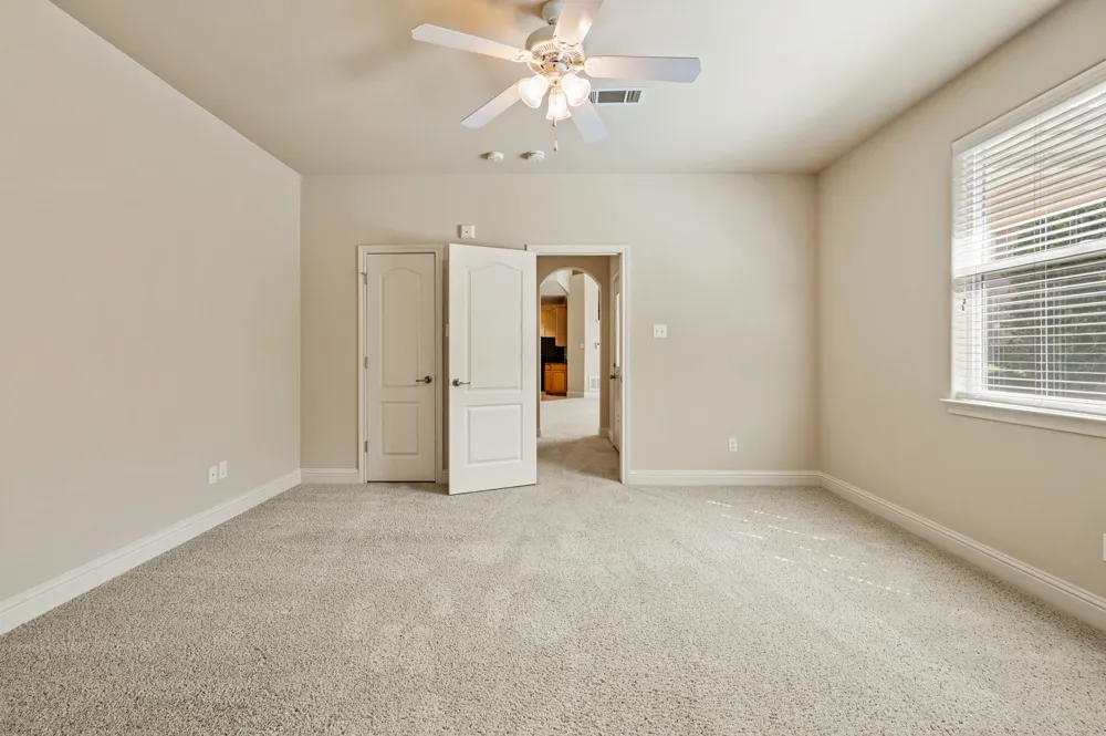 614 Rosemead Drive Euless, TX 76039