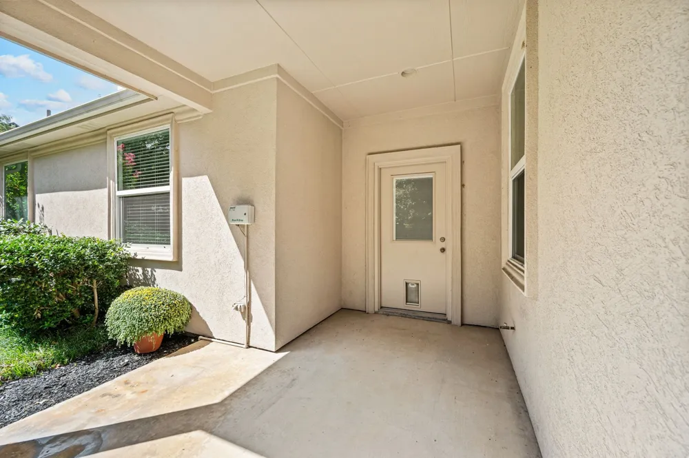 614 Rosemead Drive Euless, TX 76039