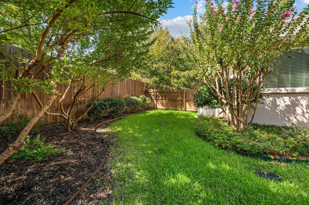 614 Rosemead Drive Euless, TX 76039