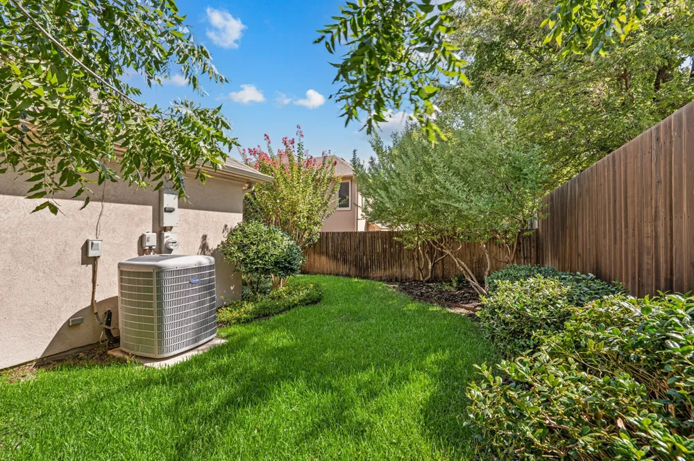 614 Rosemead Drive Euless, TX 76039