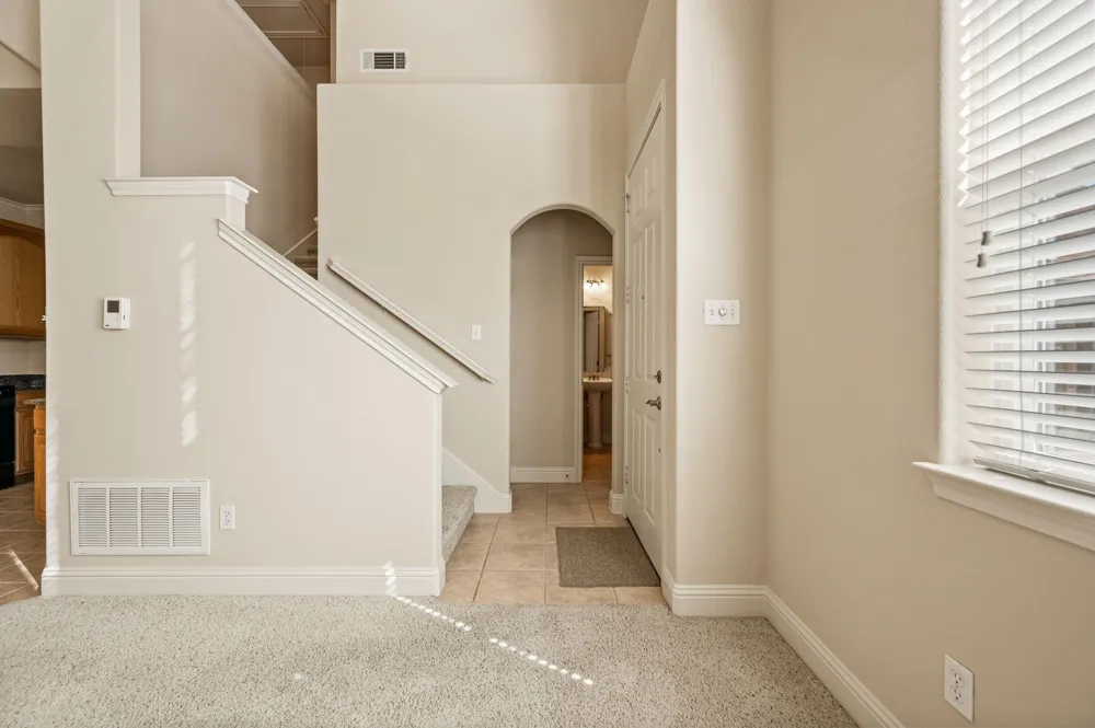 614 Rosemead Drive Euless, TX 76039