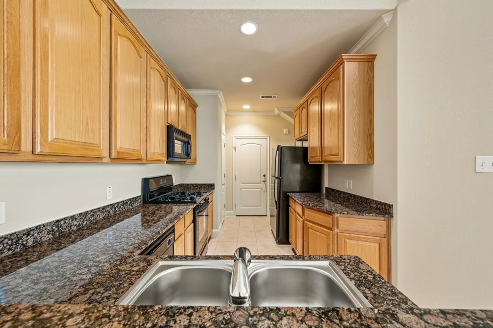 614 Rosemead Drive Euless, TX 76039
