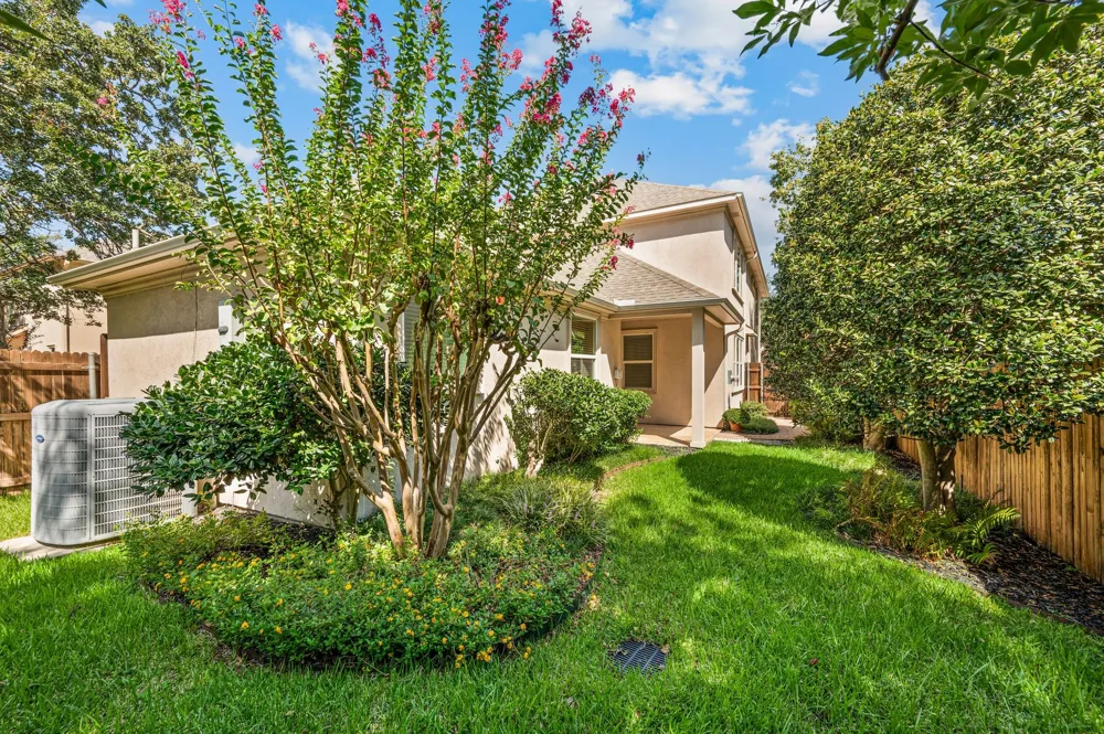 614 Rosemead Drive Euless, TX 76039