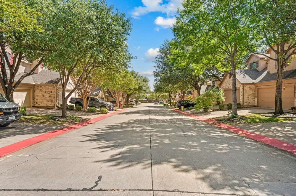614 Rosemead Drive Euless, TX 76039