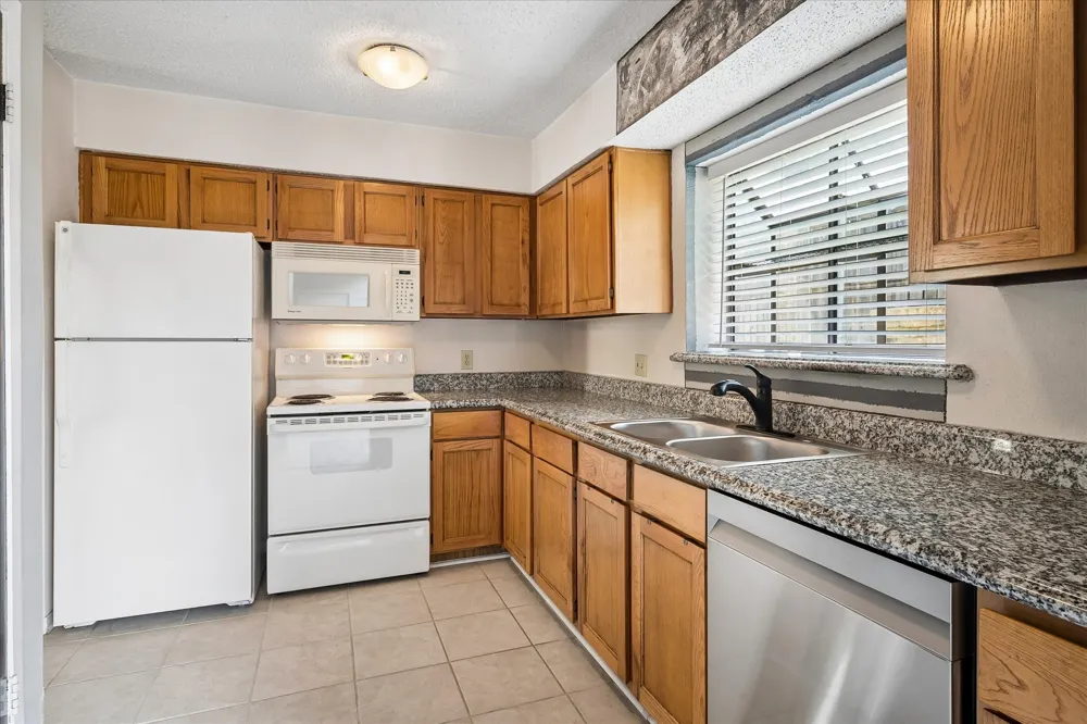5335 Bent Tree Forest Drive #121 Dallas, TX 75248