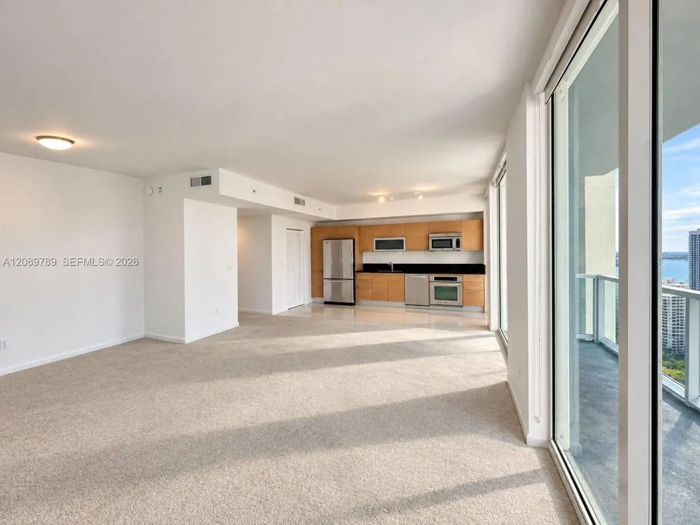 244 Biscayne Bd #3405 Miami, FL 33132