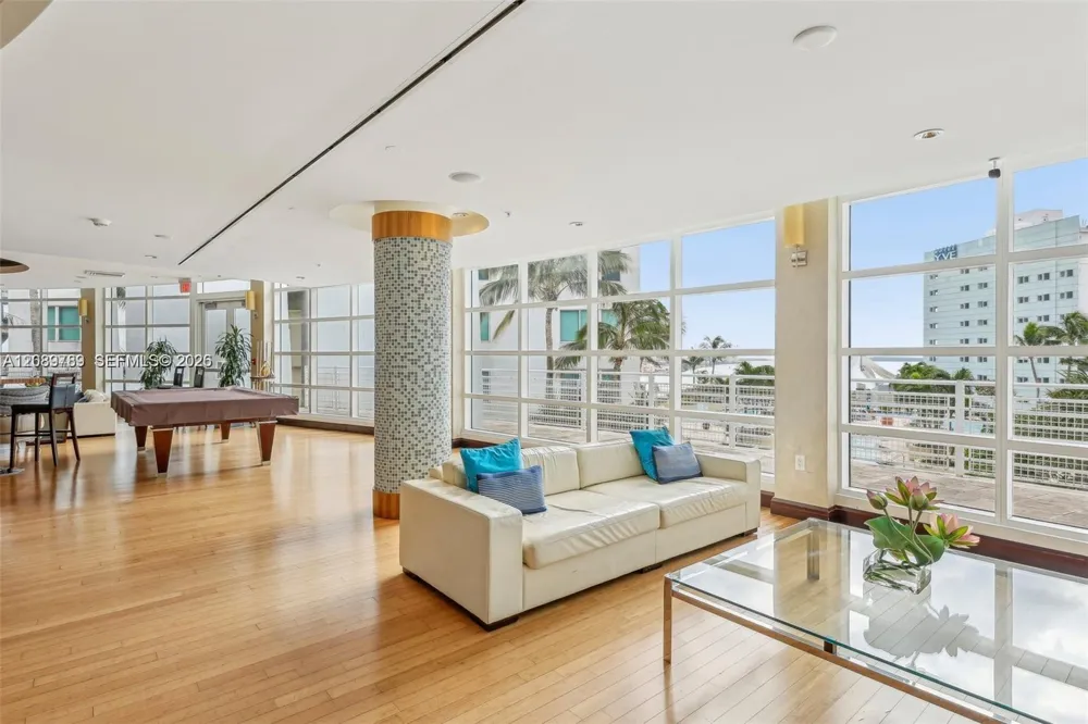 244 Biscayne Bd #3405 Miami, FL 33132