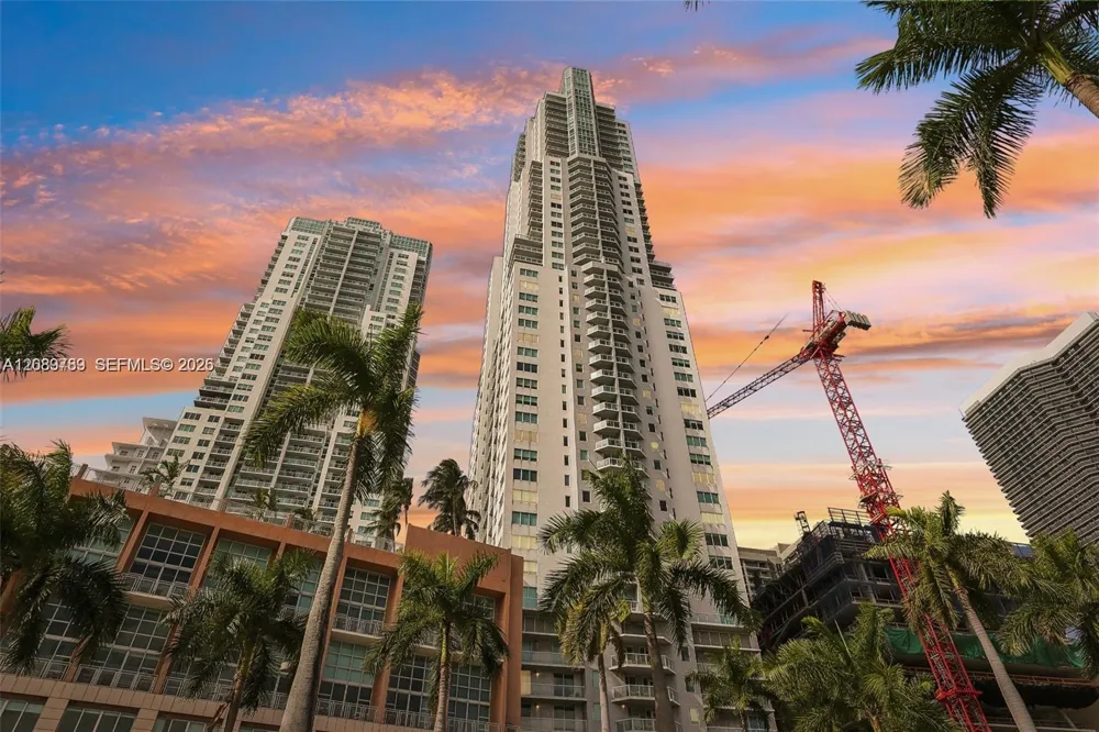 244 Biscayne Bd #3405 Miami, FL 33132