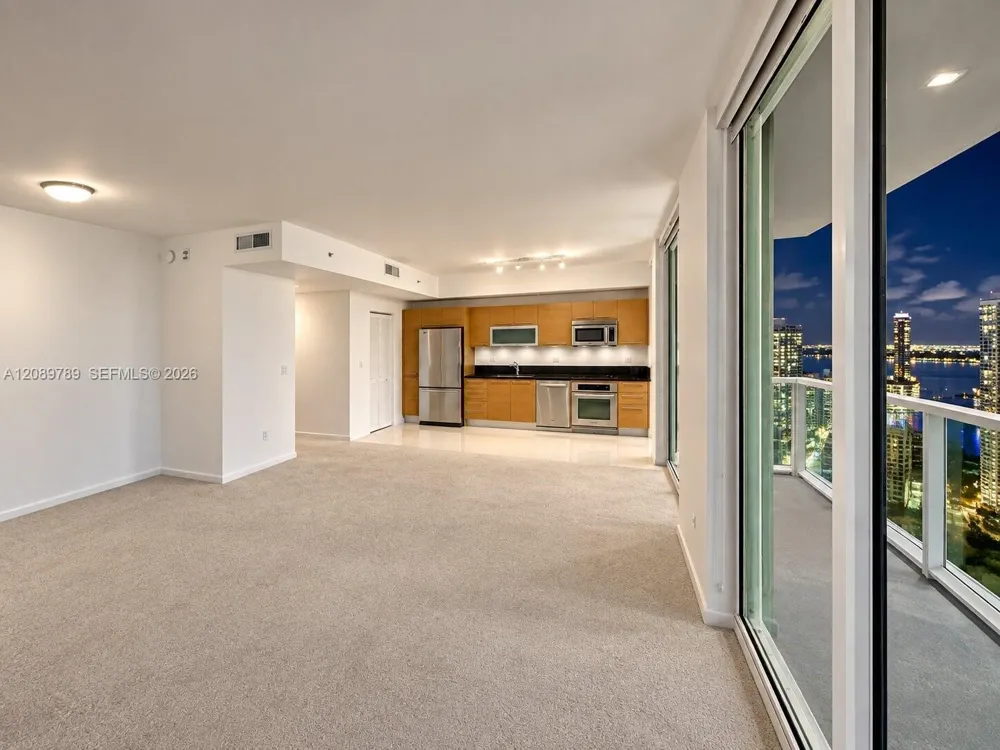 244 Biscayne Bd #3405 Miami, FL 33132