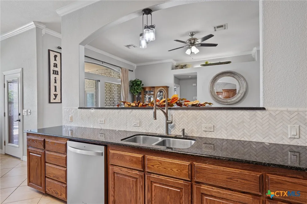 2111 Civet Trail Harker Heights, TX 76548