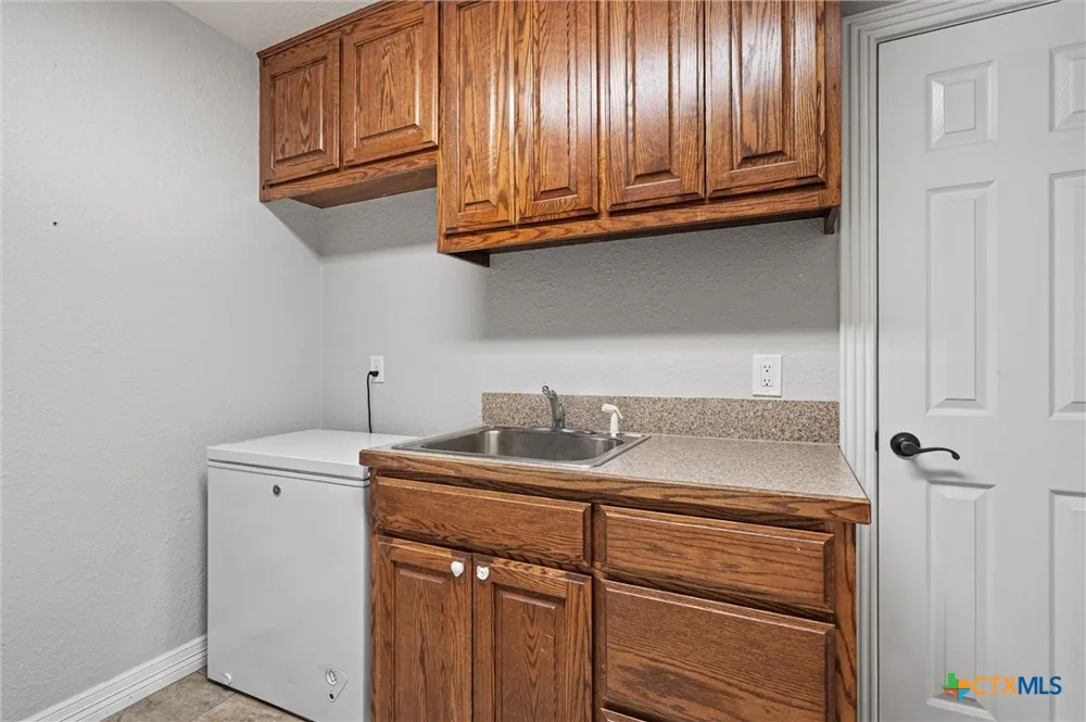 2111 Civet Trail Harker Heights, TX 76548
