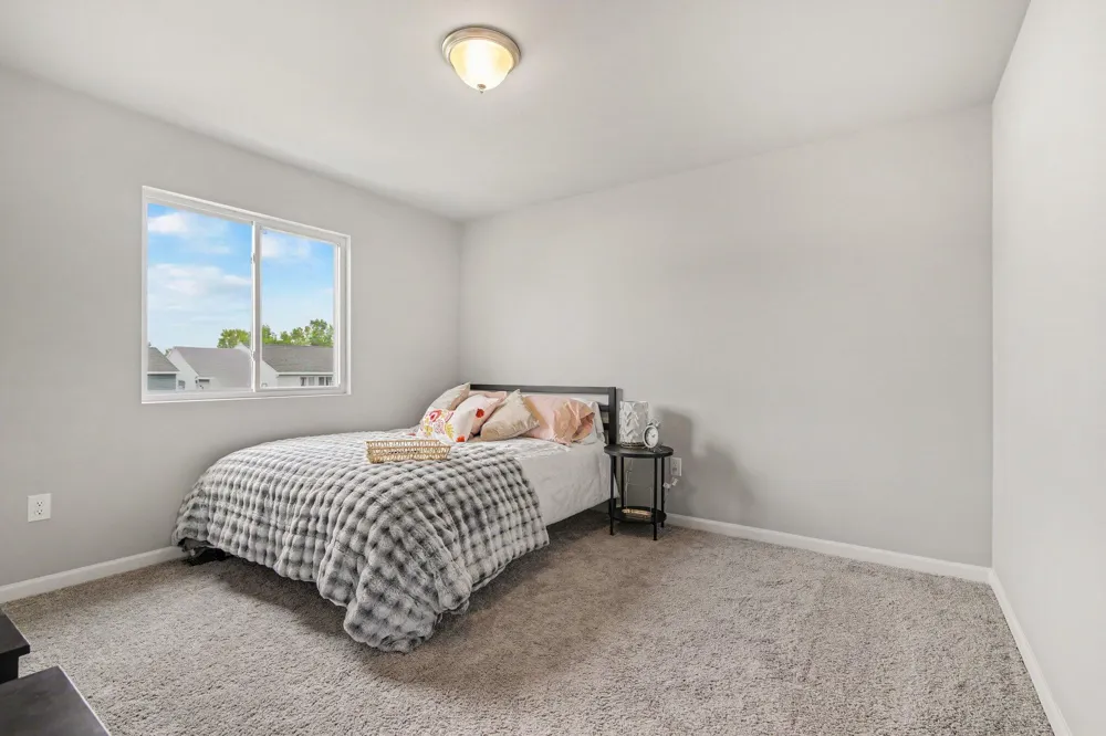 637 Reagan Lane Milan, MI 48160