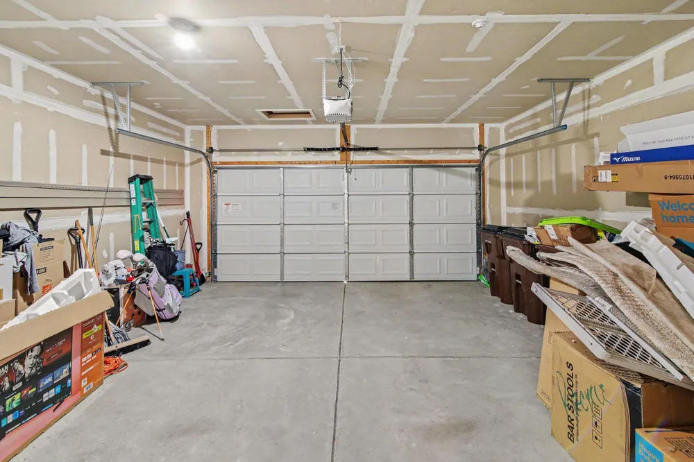 637 Reagan Lane Milan, MI 48160