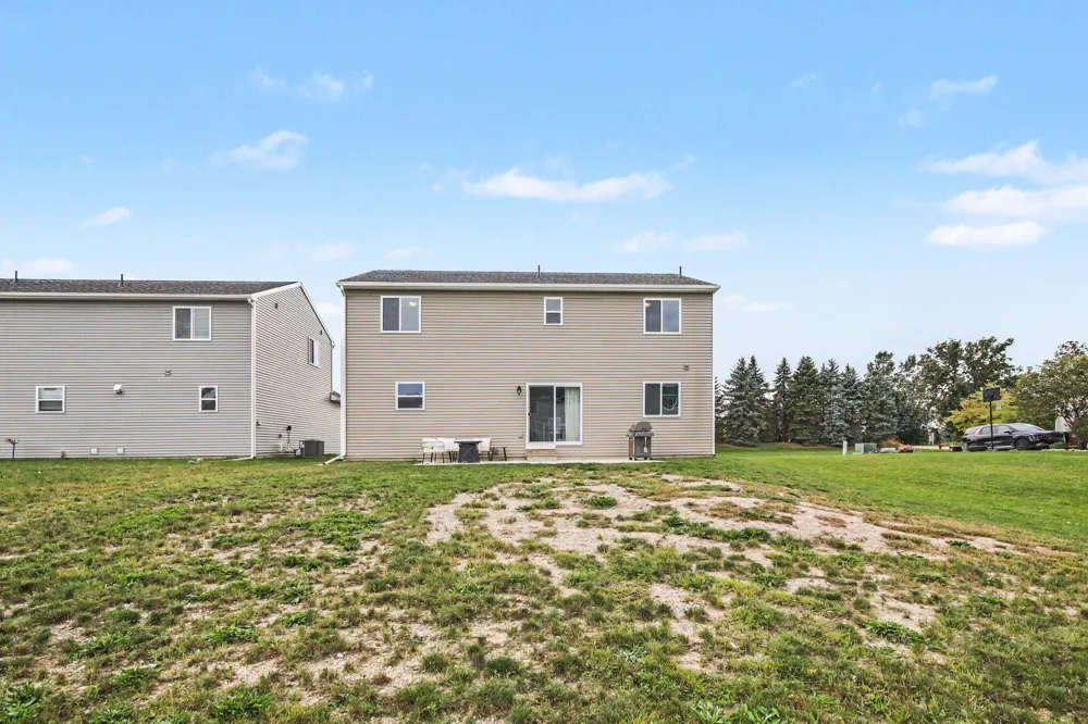 637 Reagan Lane Milan, MI 48160