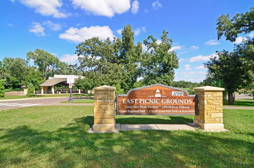 705 Wheelock Parkway W Saint Paul, MN 55117