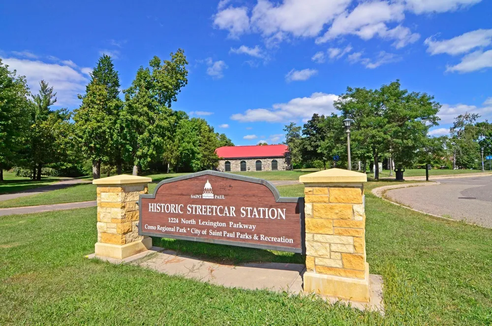 705 Wheelock Parkway W Saint Paul, MN 55117