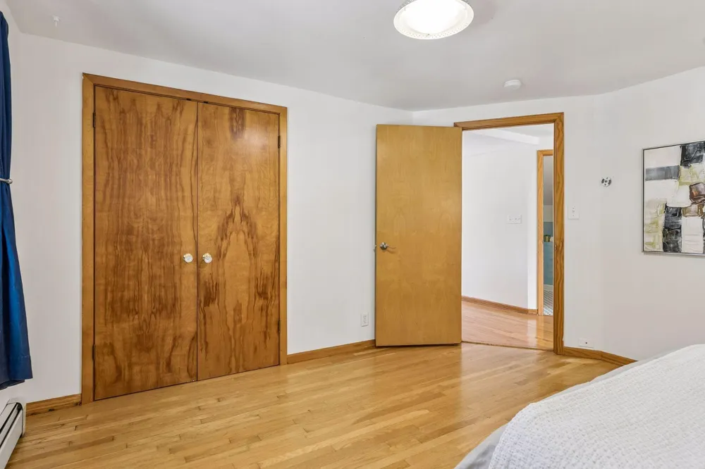 705 Wheelock Parkway W Saint Paul, MN 55117