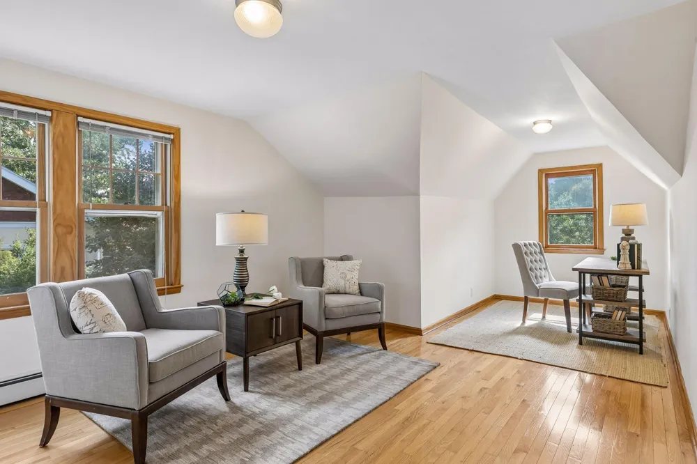 705 Wheelock Parkway W Saint Paul, MN 55117