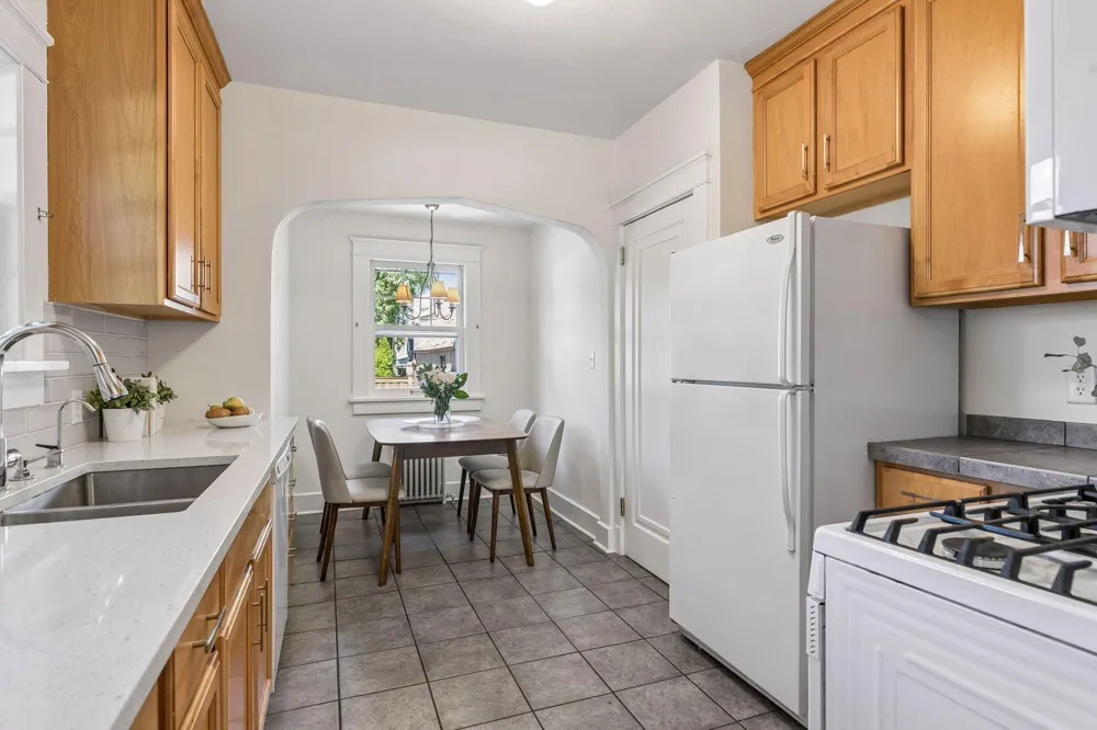705 Wheelock Parkway W Saint Paul, MN 55117