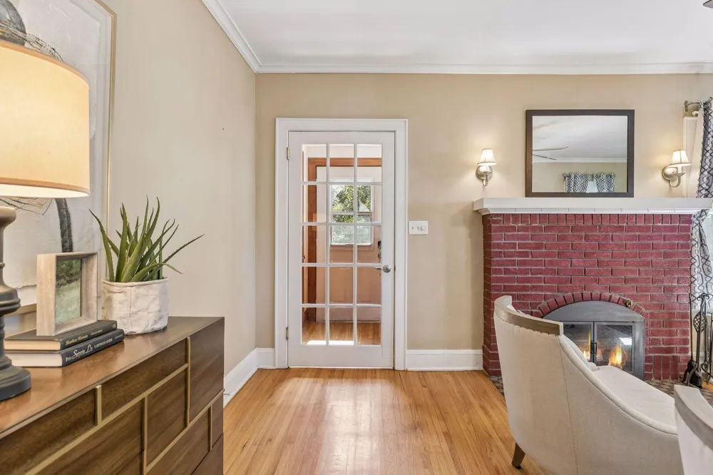 705 Wheelock Parkway W Saint Paul, MN 55117