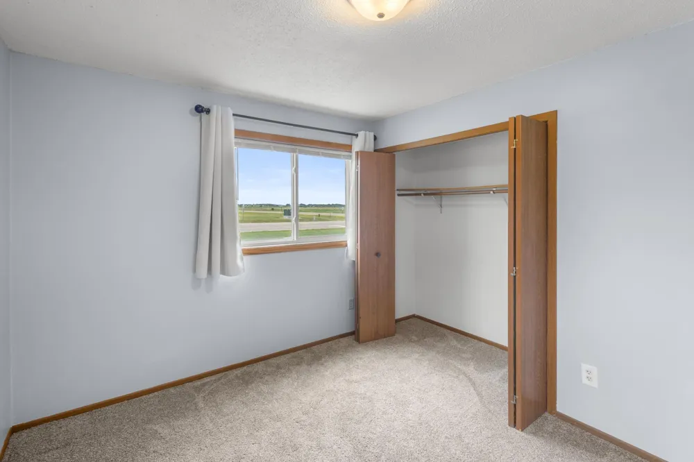 4457 Westdel Road Farmington, MN 55024